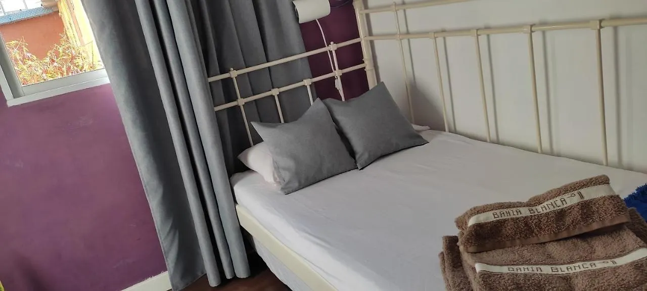 Hostel Bahía Blanca Ciudad Jardín 3*,